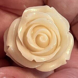 As Low As $2 Small Cream Coraline Resin Grandiflora Rose Beads 30mm x 15mm (2)